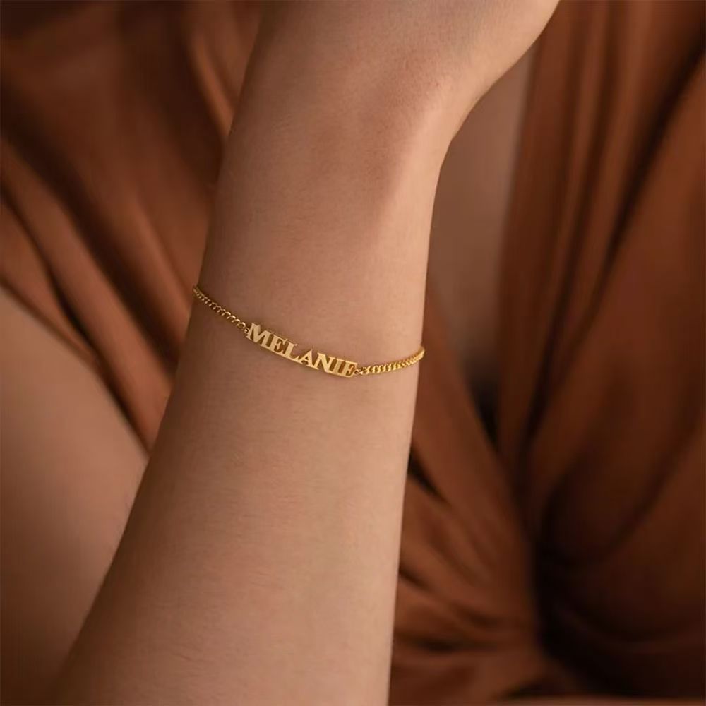 Personalised Name Bracelet - Stainless Steel Custom Nameplate Chain for Couples, Anniversary & Birthday Gift